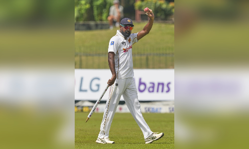 Jayasuriya takes 5 wickets as Sri Lanka beats Bangladesh by an innings and 78 runs in 2nd test Jayasuriya takes 5 wickets as Sri Lanka beats Bangladesh by an innings and 78 runs in 2nd test