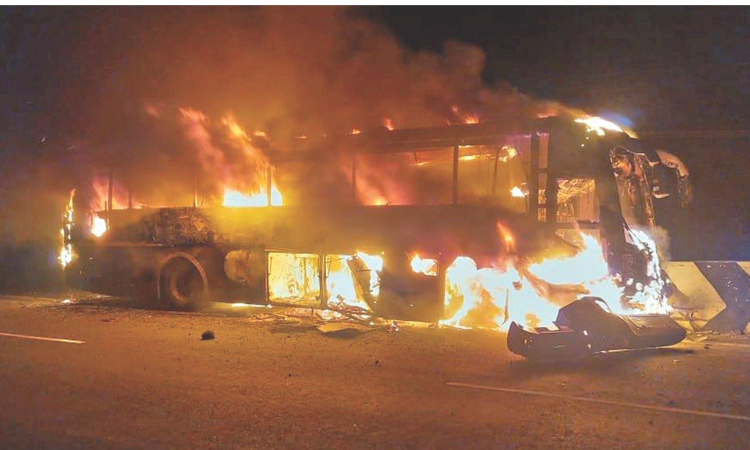 Coimbatore: E-bus up in flames after crash; alert truckers break glass, save passengers Coimbatore: E-bus up in flames after crash; alert truckers break glass, save passengers