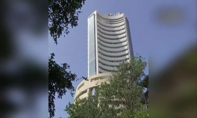 Nifty, Sensex open flat in red as Trump tariffs take centre stage, investors await clarity