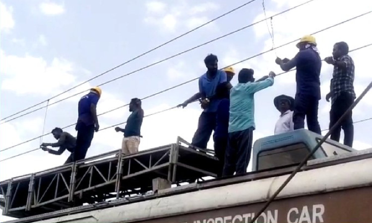 Overhead power cables snap near Arakkonam, train services disrupted Overhead power cables snap near Arakkonam, train services disrupted
