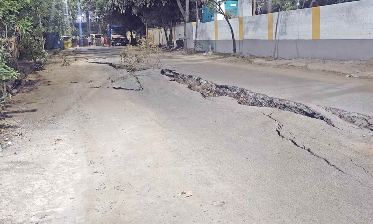 Chennai Corporation files complaint against builder after road rendered unusable by crack Chennai Corporation files complaint against builder after road rendered unusable by crack