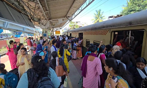 Sudden train cancellations on Chennai–Villupuram route cause hardship for passengers