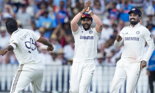 England set India 193-run target after being bowled out for 192