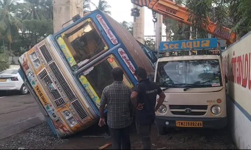 Water tanker overturns in open ditch in Alandur, disrupts morning traffic
