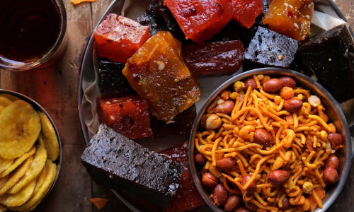 Health ministry asks ministries, departments to display oil, sugar content in Indian snacks