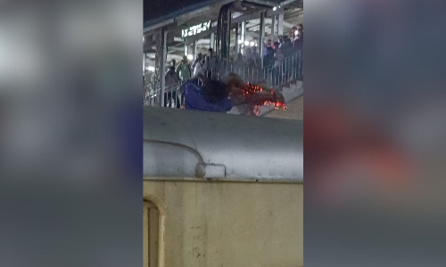 Man suffers severe burns after jumping onto live electric train in Tambaram suicide attempt