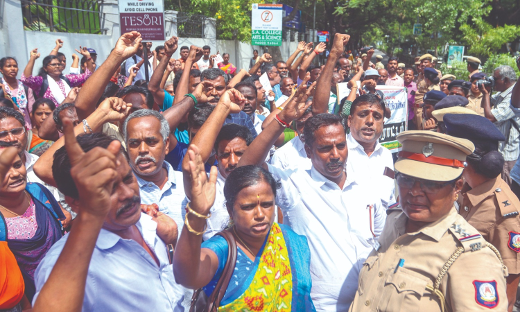 Govt teachers protest across state, seek to fulfil long-pending demands