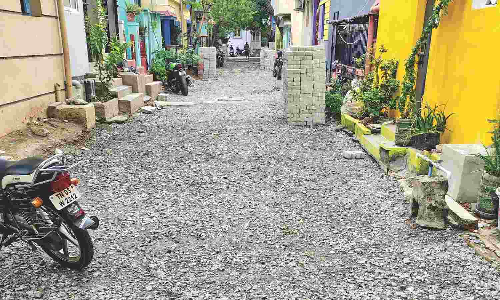 Chennai Citizen Connect: Month-long delay to re-lay roads in Tiruvottiyur peeves residents