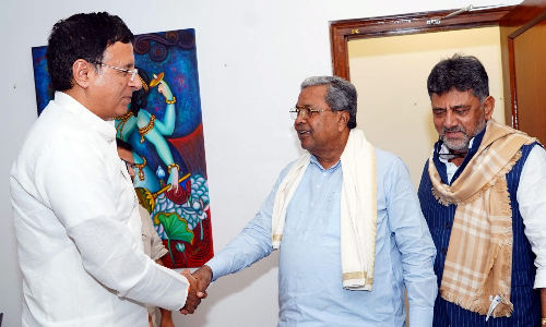 Questions on Siddaramaiahs tenure as CM persist; leaves for Delhi along with DKS