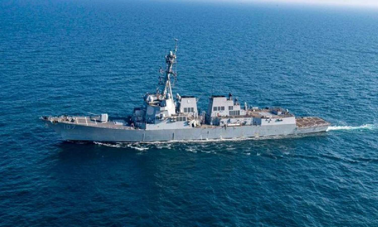 Houthis to target all ships linked to Israel, says group in fresh warning