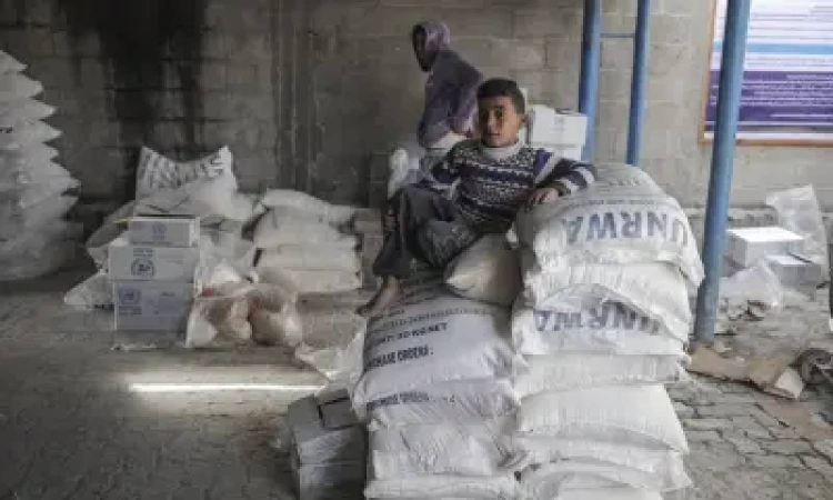 UN sees only slight rise in Gaza aid access since relaxed restrictions UN sees only slight rise in Gaza aid access since relaxed restrictions