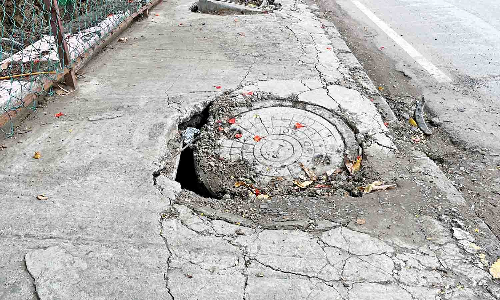 Chennai Citizen Connect: Luz Avenue residents urge GCC to replace damaged SWD cover