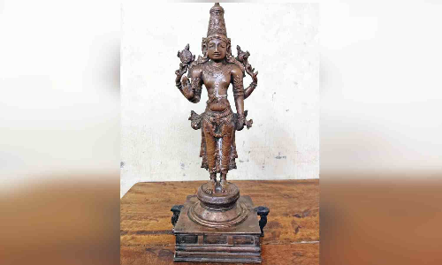 Tamil Nadu: Idol seized in Thoothukudi, two arrested