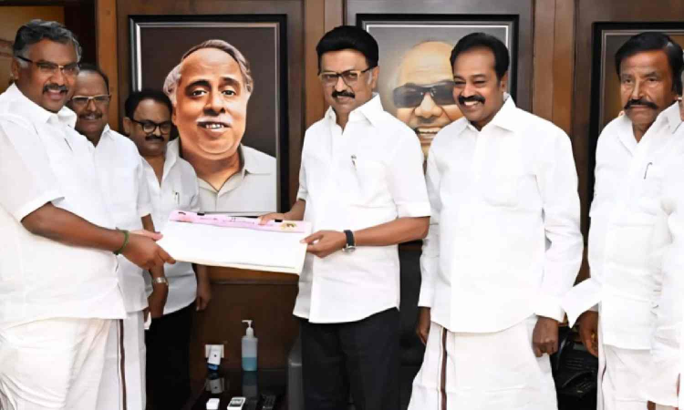 Thondaiman’s exit signals growing resentment among AIADMK cadre Thondaiman’s exit signals growing resentment among AIADMK cadre