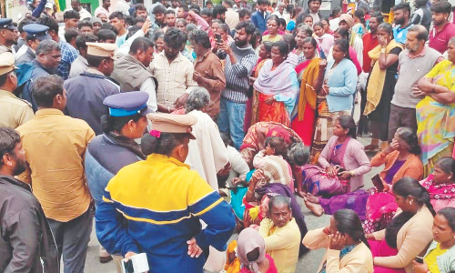 Coimbatore: Kin protest over delay in post-mortem of woman