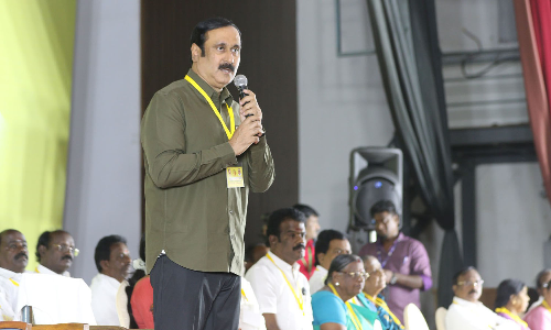 ‘Foxes’ around my dad sabotage peace: PMK president Anbumani