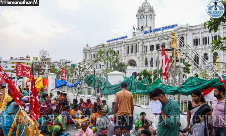 GCC workers firm on Rs 23k wage demand, resist privatisation