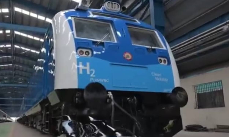 India’s 1st hydrogen train to roll out from Chennais Integral Coach Factory