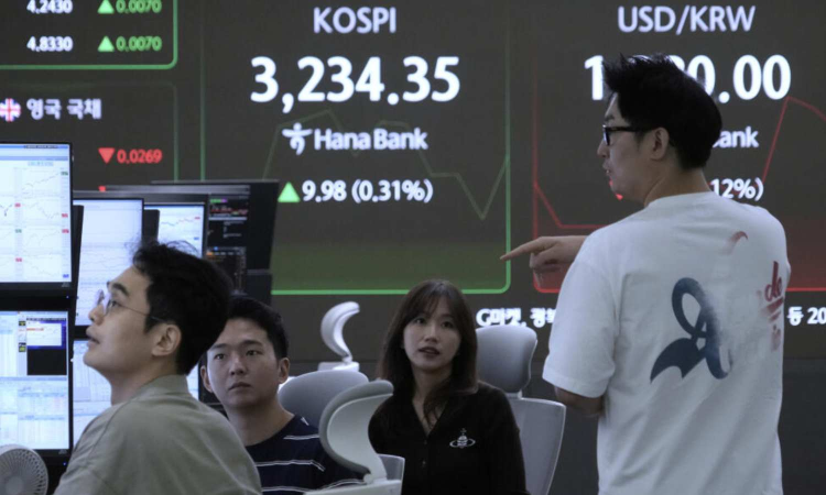 World shares retreat after losses for Big Tech pull US stocks lower