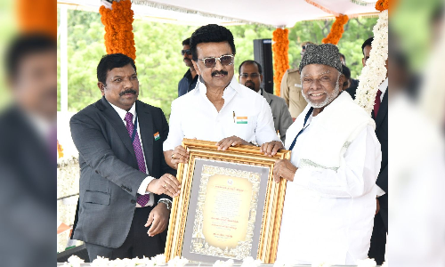 CM Stalin presents State Awards on 79th Independence Day