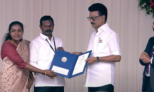 Avadi Corporation receives award for best local body in Tamil Nadu