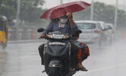 A sudden downpour disrupts Chennais Tuesday morning rush hour