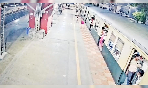 Railway Protection Force rescues 3-year-old boy abandoned at Sanatorium railway station