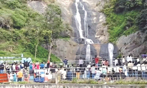 I-Day weekend boosts more life to Kodaikanal, Kanniyakumari