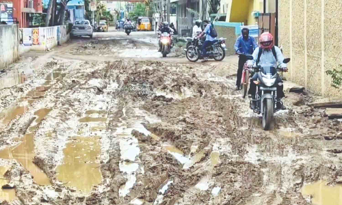 Over two-year delay in underground drainage work rankles residents of Pammal, Anagaputhur