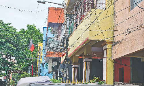 Chennai Citizen Connect: Tangled, low-lying internet cables across Ganapathy Street pose safety hazard