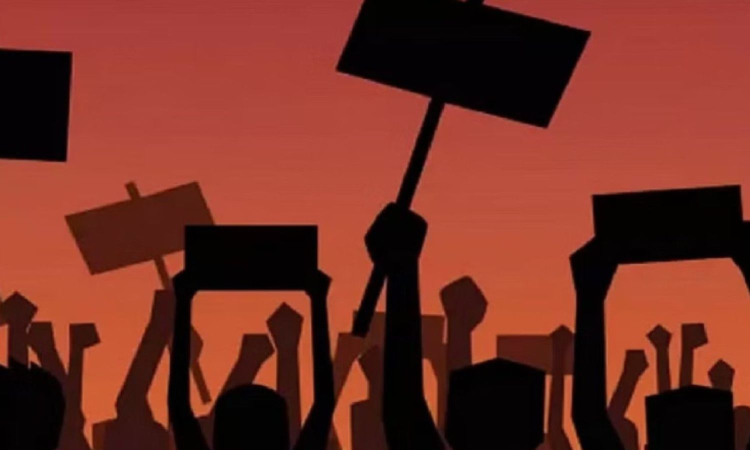 Villagers, farmers protest against discharge of treated sewage into Arani River  