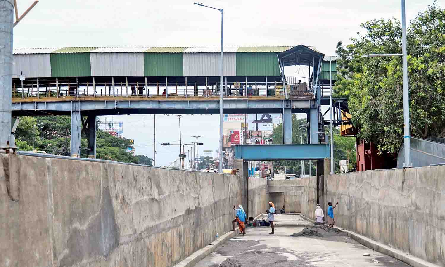Faulty escalators near Chromepet, MEPZ foot-over-bridges to be replaced