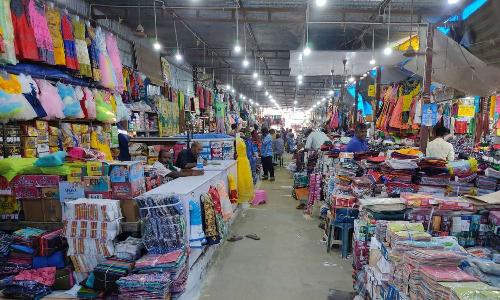 Onam charm brings cheers to Erode market