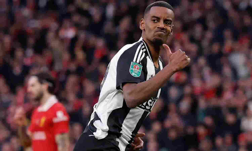 Transfer deadline day: Liverpool signs striker Isak in British-record transfer deal