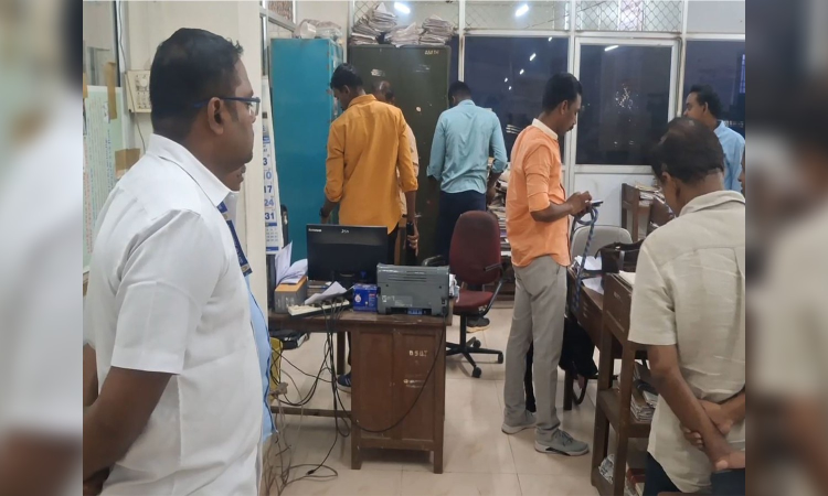 Hoax bomb threat to Tiruchy collectorate, Minister Nehru’s residence