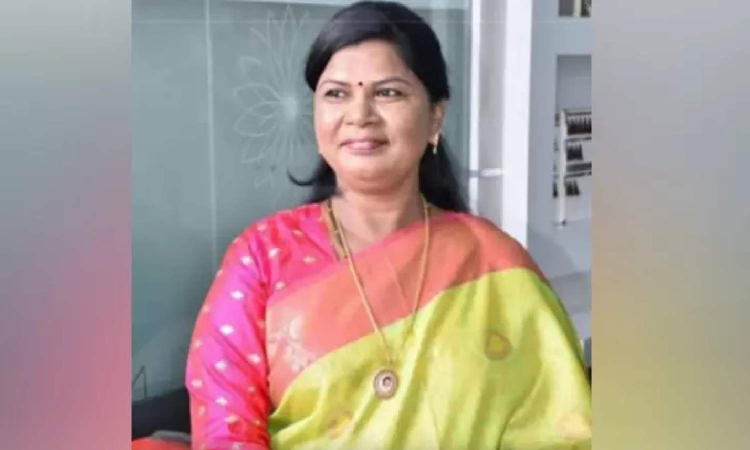 Koyambedu police nab Tirupattur panchayat chief for stealing gold chain