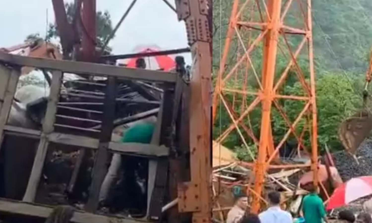 Six dead as cable wire of cargo ropeway snaps at Pavagadh Hill in Gujarat Six dead as cable wire of cargo ropeway snaps at Pavagadh Hill in Gujarat