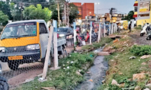 Chennai Citizen Connect: Chitlapakkam residents seek paved parking area, closing of open trench