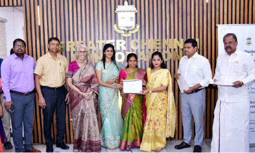 Chennai Mayor Priya felicitates 33 kindergarten teachers