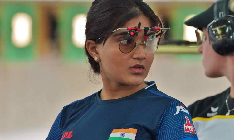 Esha wins gold to open Indias tally at ISSF China meet Esha wins gold to open Indias tally at ISSF China meet