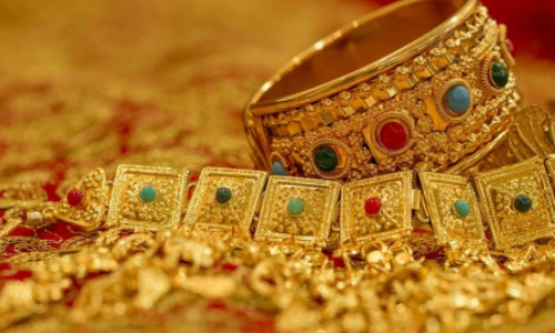 Gang robs 1,250 sovereign gold jewellery from Chennai shop staff on highway