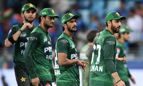 Pakistan lodges protest with ACC after Indian players refuse handshake post match