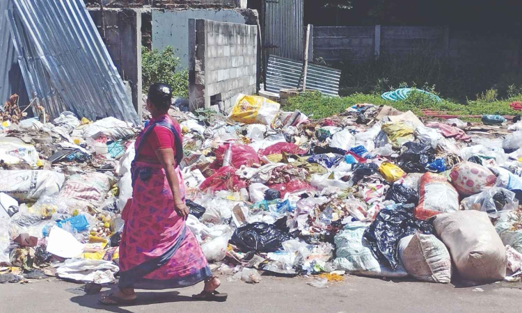 Chennai Citizen Connect: Vacant land turns dumpyard in Old Washermenpet