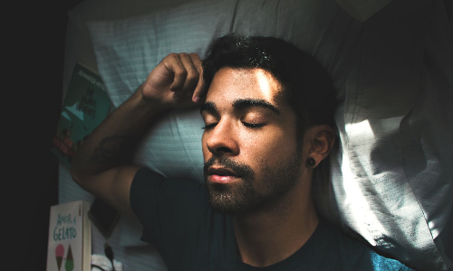 Poor sleep may nudge brain toward dementia researchers find