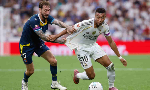 Madrid beats Espanyol to maintain perfect start to season