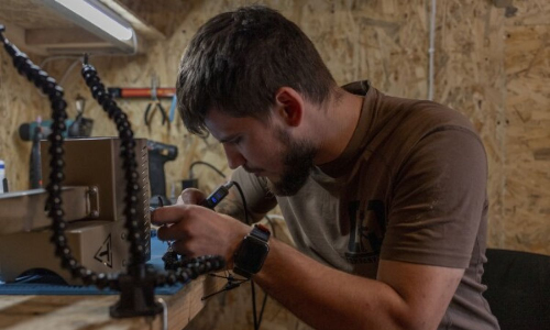 To protect soldiers, Ukraine uses remote-controlled vehicles for dangerous missions