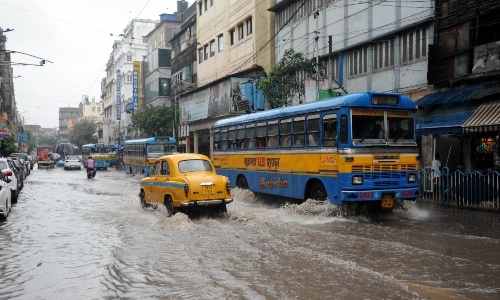 Eight dead as torrential rain paralyses Kolkata; transport, schools hit, Puja holidays advanced