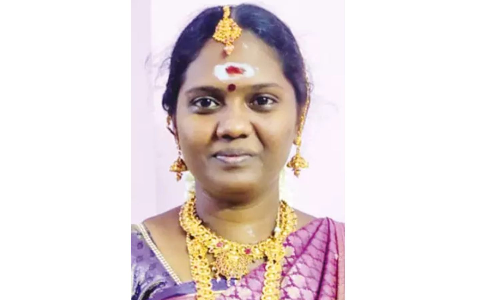Madurai village headmans wife dies after setting herself on fire outside office
