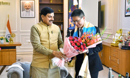 Singapore Consul General meets CM Mohan Yadav, discusses investment in green energy