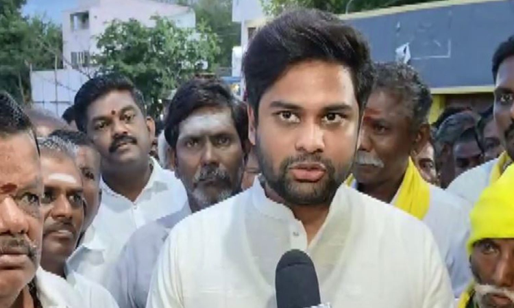 Tamil Nadu: Protest demanding correction in historical inaccuracy about Ettayapuram Samasthanam King